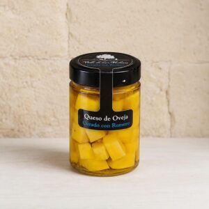 Queso de oveja en aceite con romero